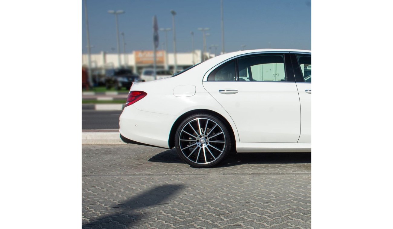 Mercedes-Benz E300 MERCEDES E-300 2017 WHITE