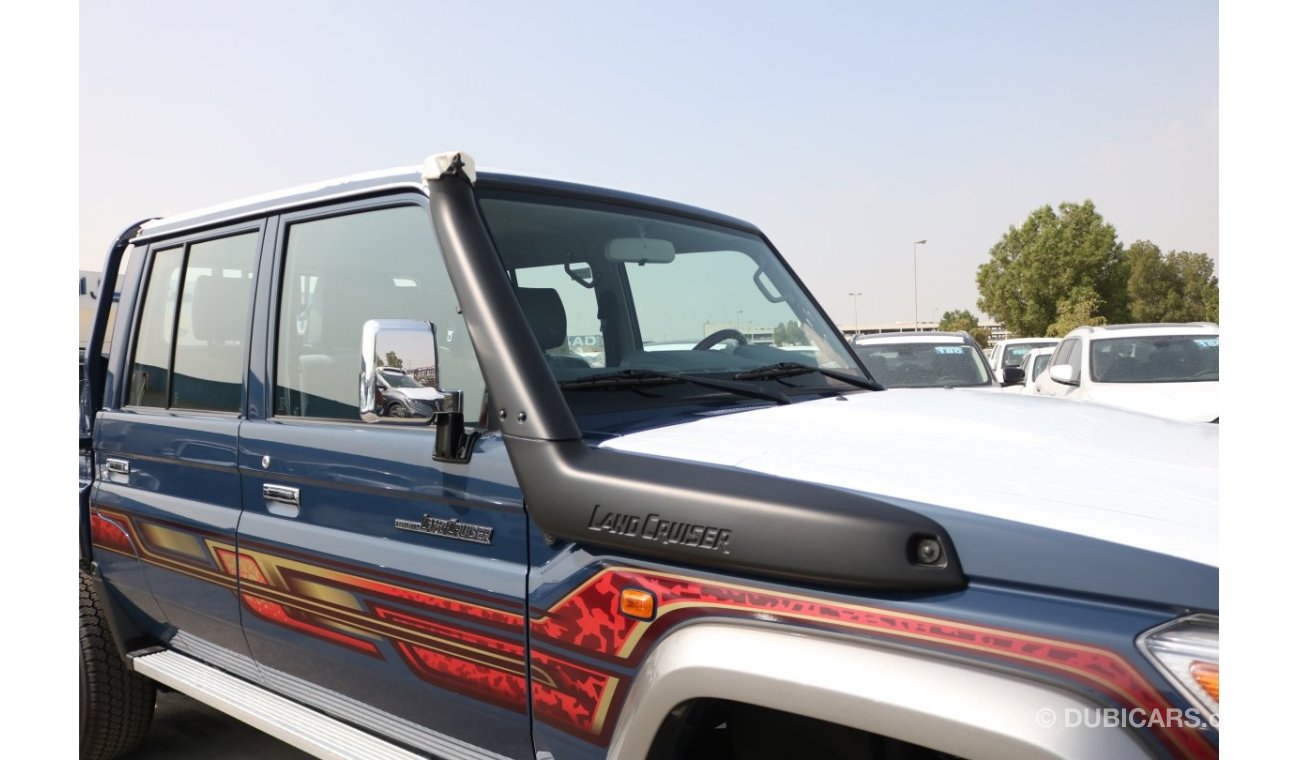 تويوتا لاند كروزر بيك آب 4.0L LX V6 DUAL CABIN WITH SNORKEL, WINCH USB POWER SOCKETS