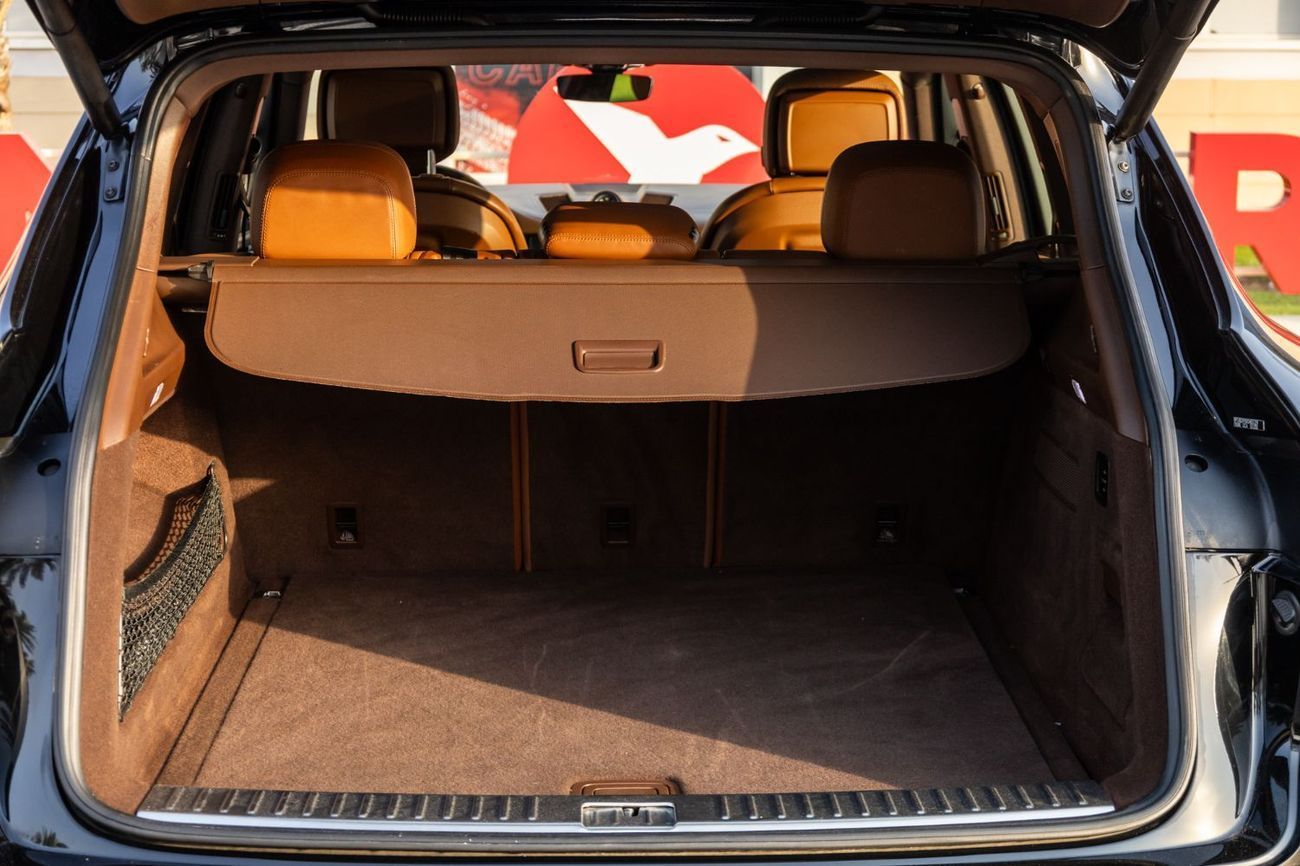 Porsche Cayenne S 2.9L (440 HP)