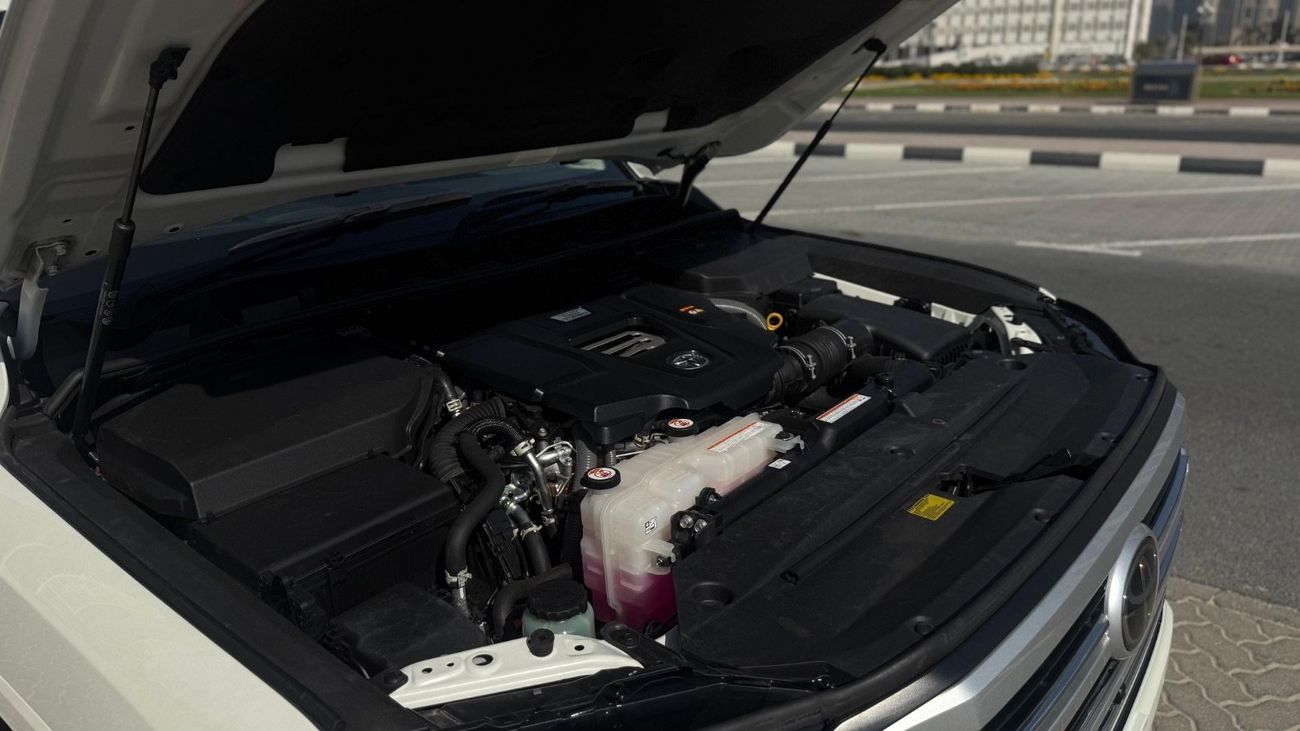 تويوتا لاند كروزر Sahara Export from Australia