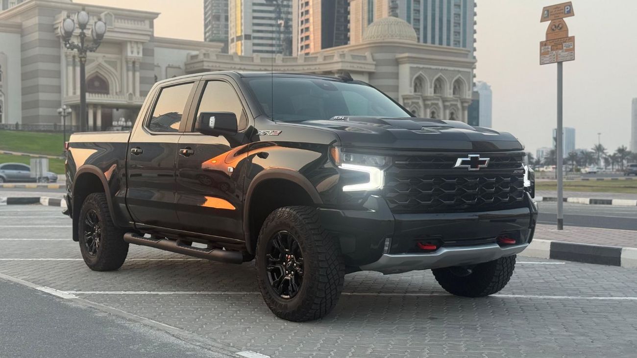 Chevrolet Silverado ZR2 Petrol 6.2 liter ,Right hand drive ,2023 model only for export available
