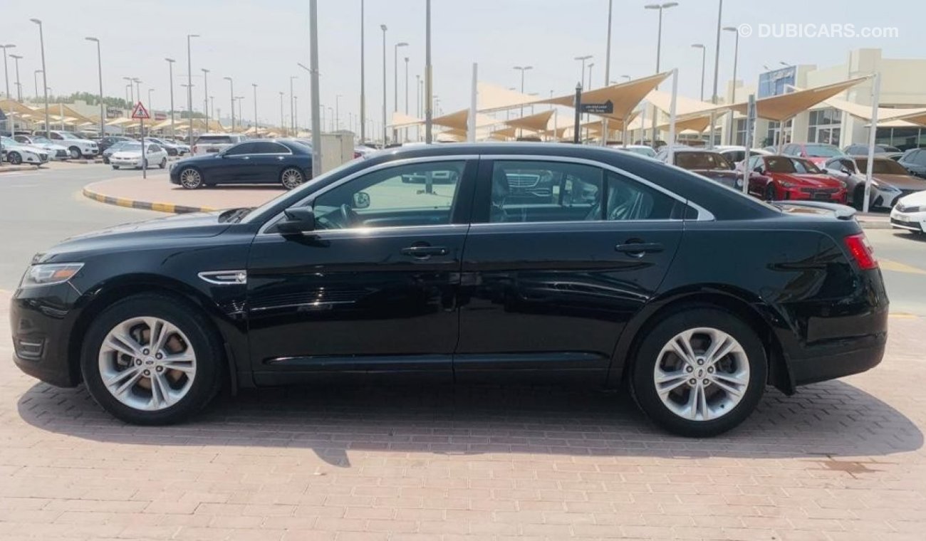 Ford Taurus SE Very Clean Car