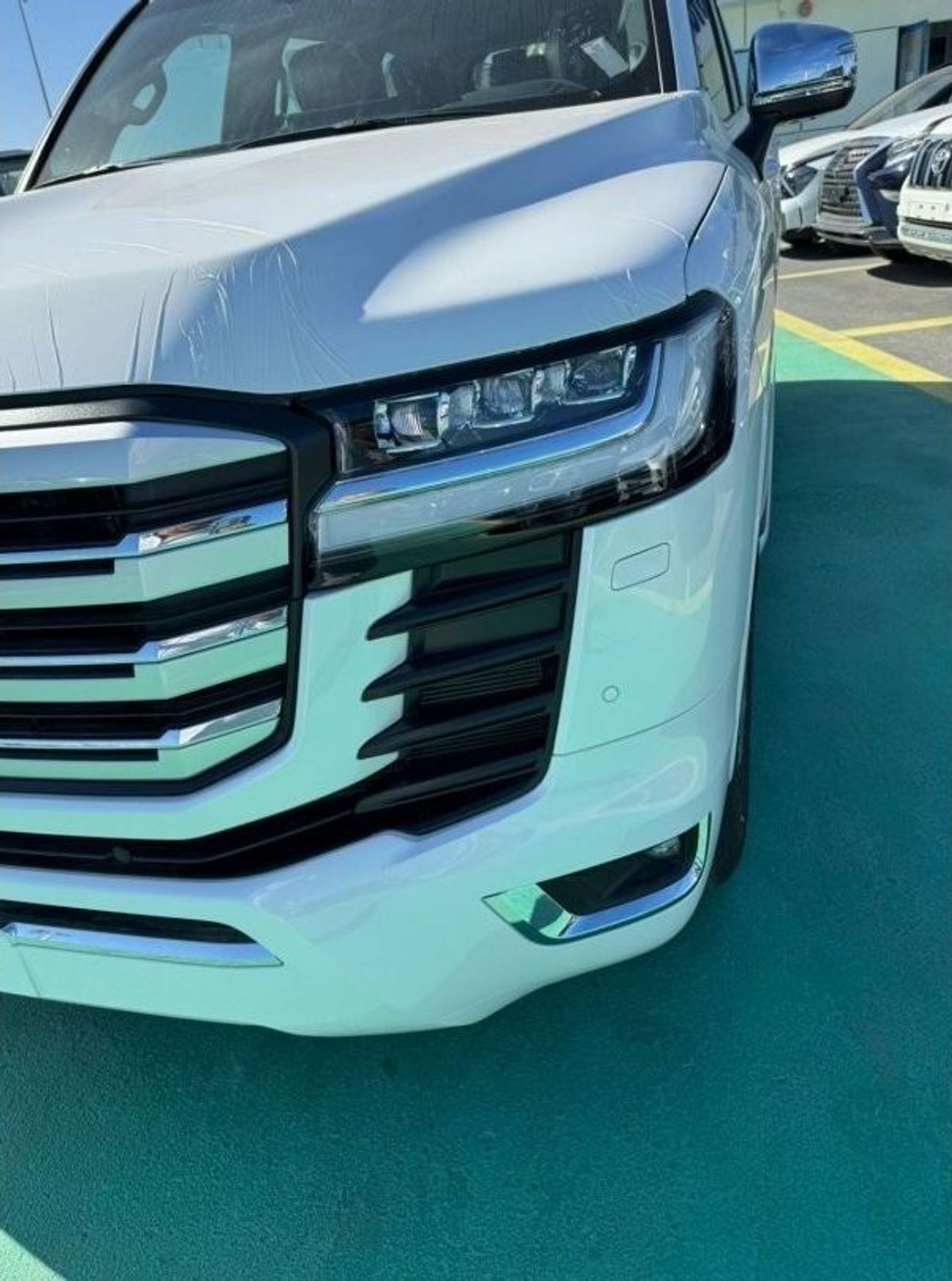 Toyota Land Cruiser VXR 3.5L PETROL FULL OPTION 2026 GCC