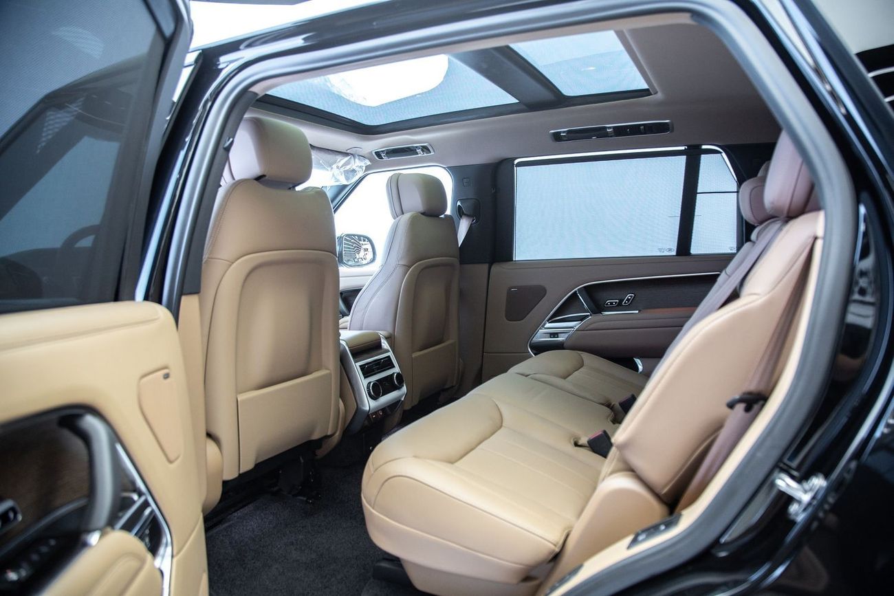 لاند روفر رينج روفر Range Rover SE P400 LWB 7 Seated