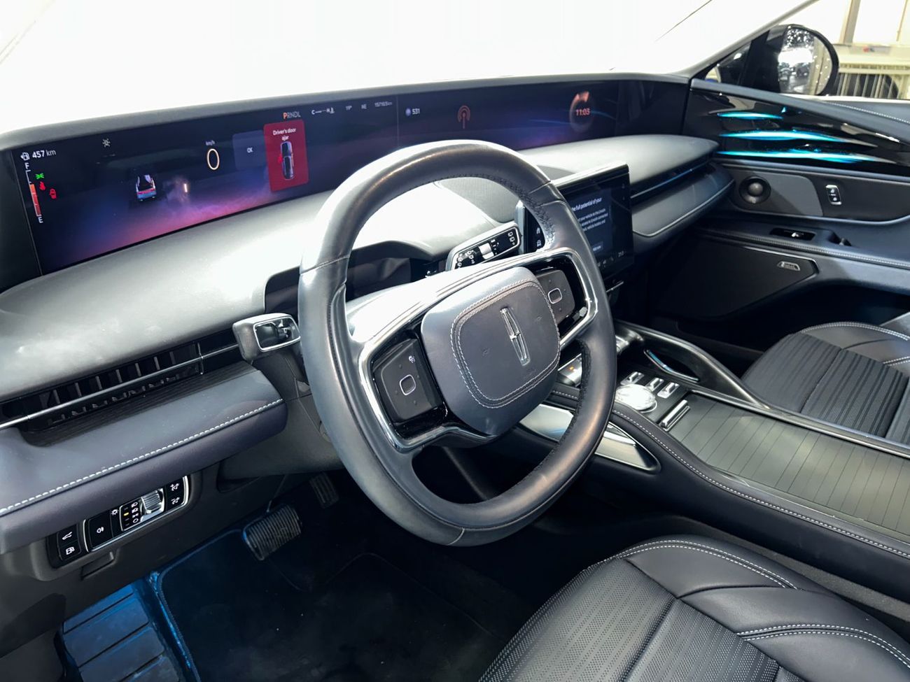 لينكولن ناوتيلوس RESERVE II NAU425H / AL TAYER MOTORS AL QOUZ SHOWROOM