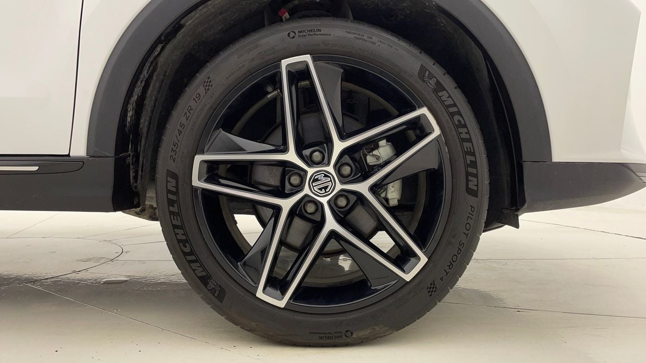 MG RX5 LUXURY 1.5 | Zero Down Payment | Home Test Drive