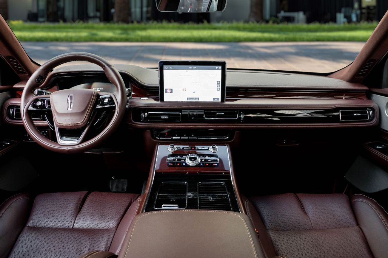 Lincoln Aviator 4,818 P.M | 0% Downpayment | AVIATOR PRESIDENTIAL | WARRANTY 2029!