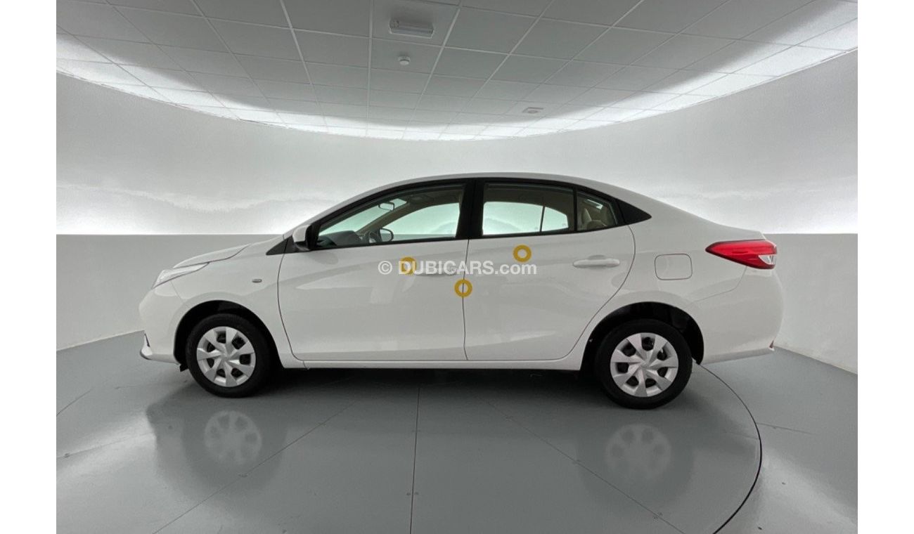 تويوتا يارس SE / E