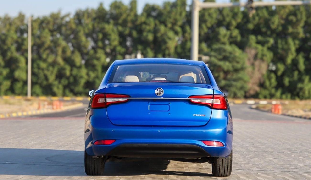 MG 5 Std 1.5L MG MG5 2021 GCC accident free in excellent condition 555 P.M