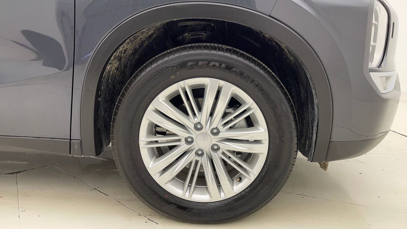 Mitsubishi Outlander MIDLINE PLUS 2.5 | Zero Down Payment | Home Test Drive