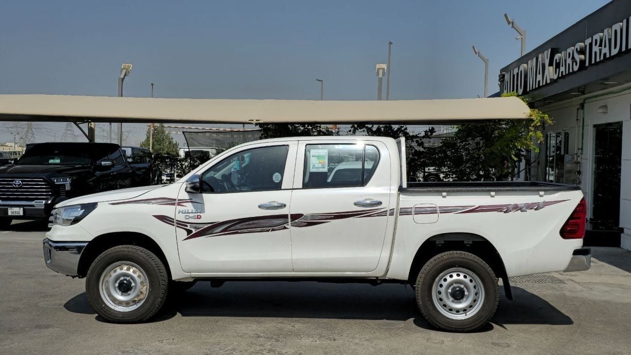 Toyota Hilux GL 2 2.4L 4WD TOYOTA HILUX DOUBLE CABIN 4WD  MT  2.4L DSL 2025
