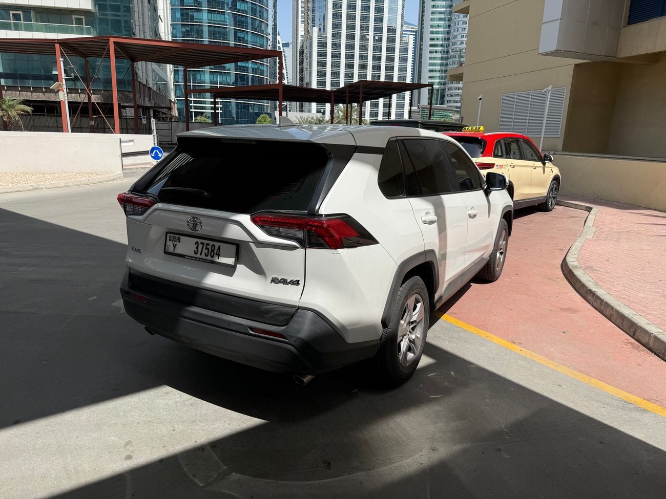 تويوتا راف ٤