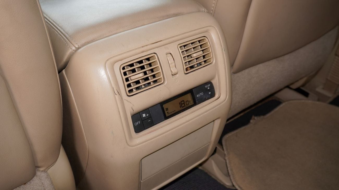 Nissan Pathfinder SV