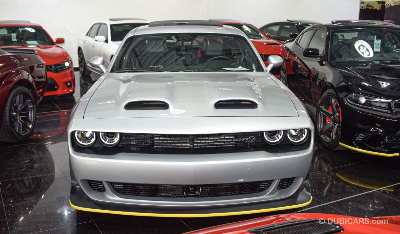 Dodge Challenger 2019, Hellcat WIDEBODY, 6.2L V8 GCC, 0km, 717hp with 3 Years or 100,000km Warranty
