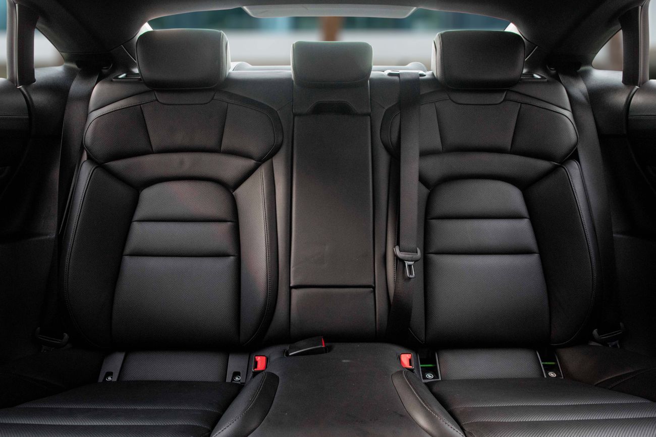 بورش تايكان 5,092 P.M | 0% Downpayment | TAYCAN 4S | PRISTINE CONDITON!