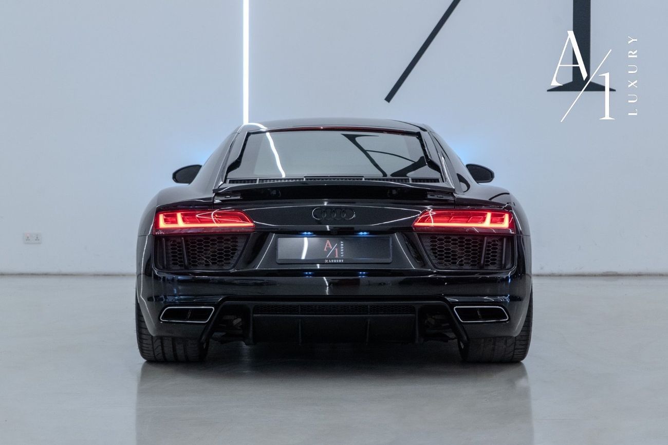 Audi R8 V10 RWD 5.2L (540 HP) 2018 Audi R8, 1 of 999, Full Service History in Al Naboodah, GCC Spec, Excelle