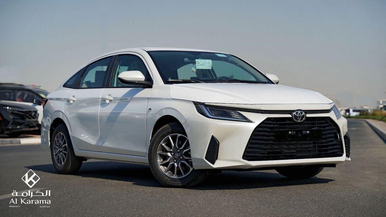 تويوتا يارس Y - 1.3L | 15"Alloy Wheels | Rear Camera | Digital AC | GCC Specs | 22km+/LTR