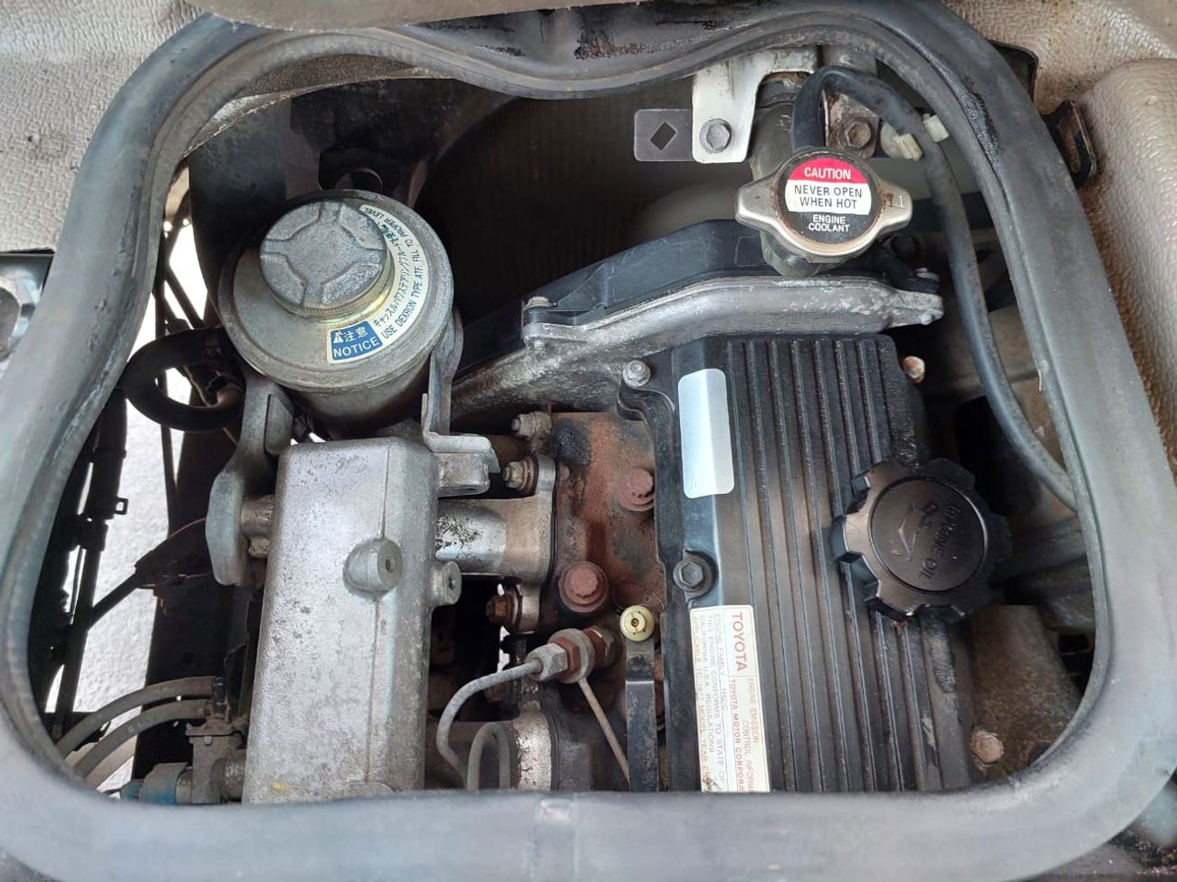 Toyota Coaster TOYOTA COASTER BUS RHD 2000 MODEL 4.2 L DIESEL MANUAL(PM01096)