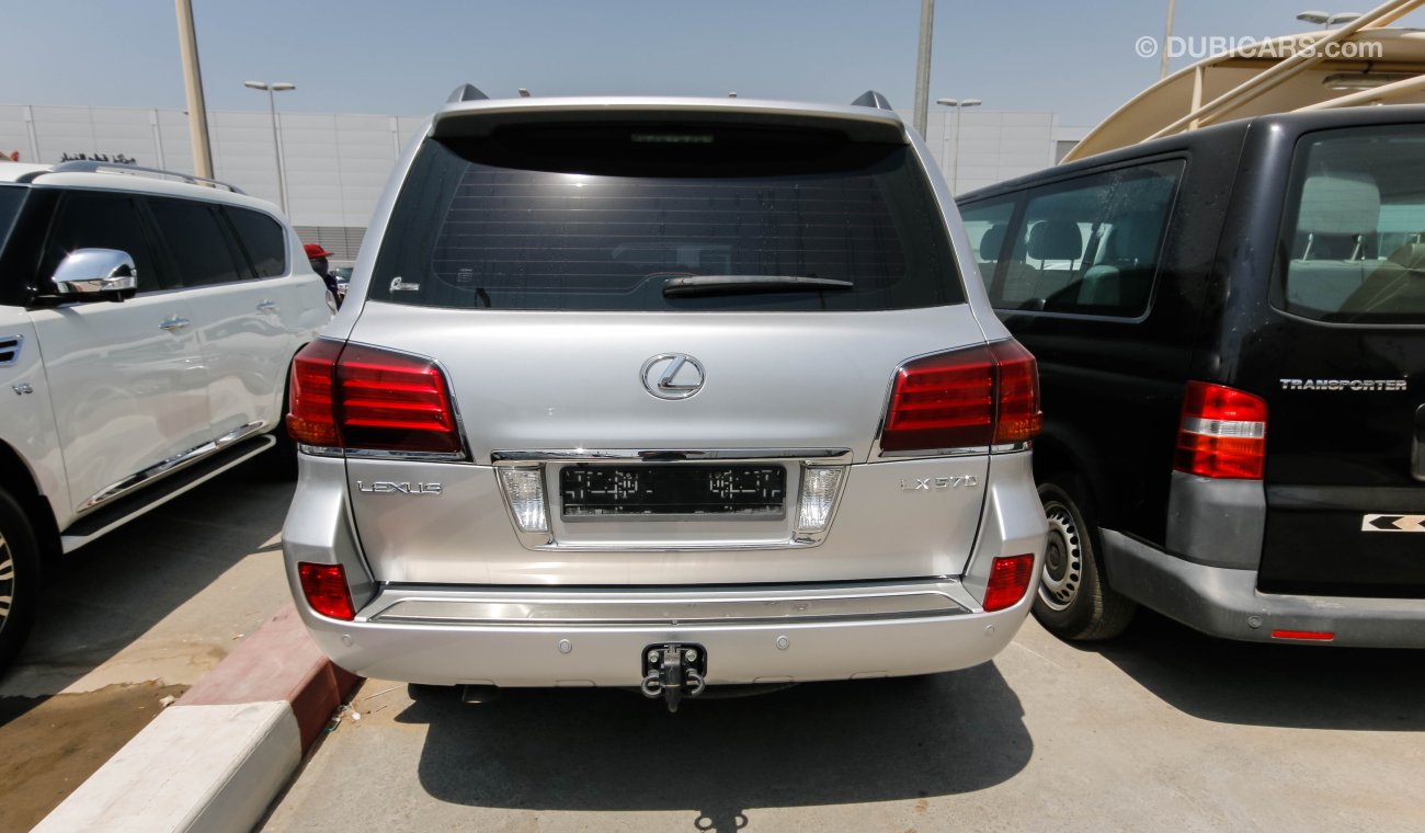 Lexus LX570