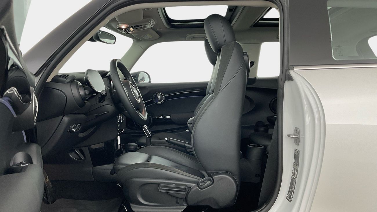 ميني كوبر Cooper | upto AED 20,000 Ramadan Discount | شامل الضمان | 0 ﺪﻔﻋﺓ ﺃﻮﻟﻯ