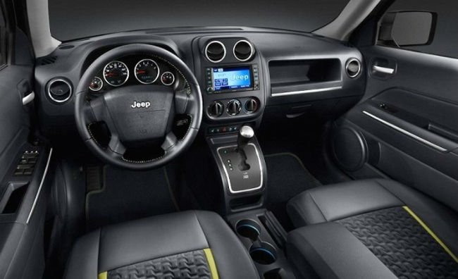 Jeep Patriot interior - Cockpit