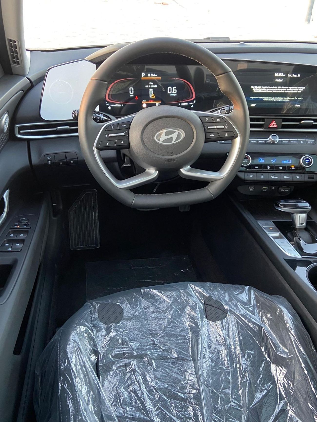 هيونداي إلانترا هيونداي النترا CN 7 LUXURY موديل: 2024 الممشي : 0  السعر : 77.000 درهم  مواصفات خليجية  فل اوبشن  4