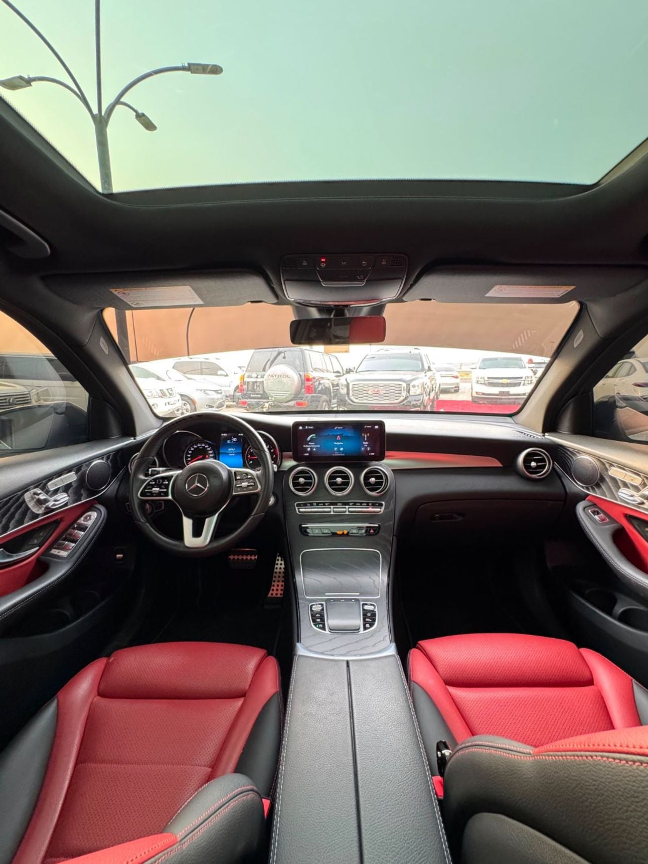 Mercedes Benz GLC 300 STD (NON GCC)