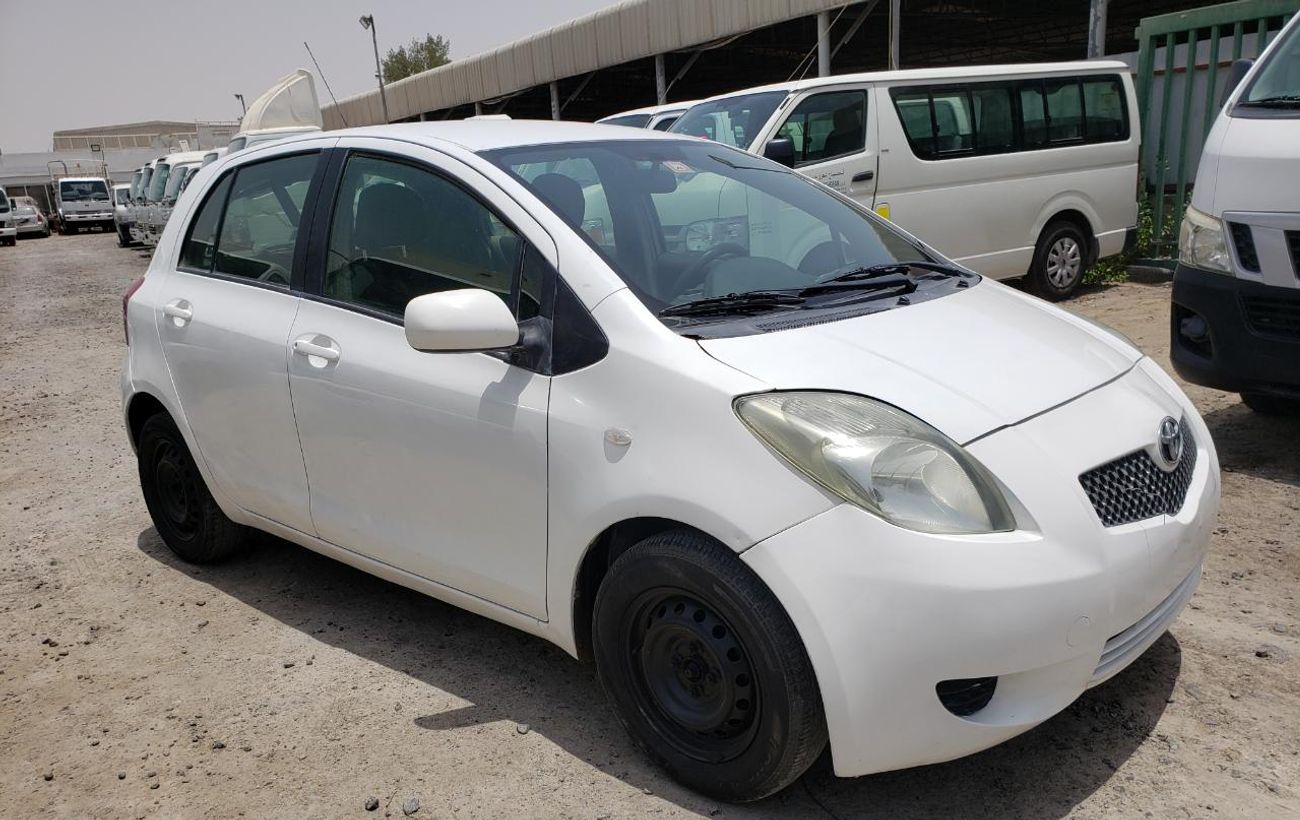 Toyota Yaris 1.5L, 14" Tyre, Xenon Headlights, Rear Wiper, Fabric Seats, Power Windows (LOT # TYH2007)
