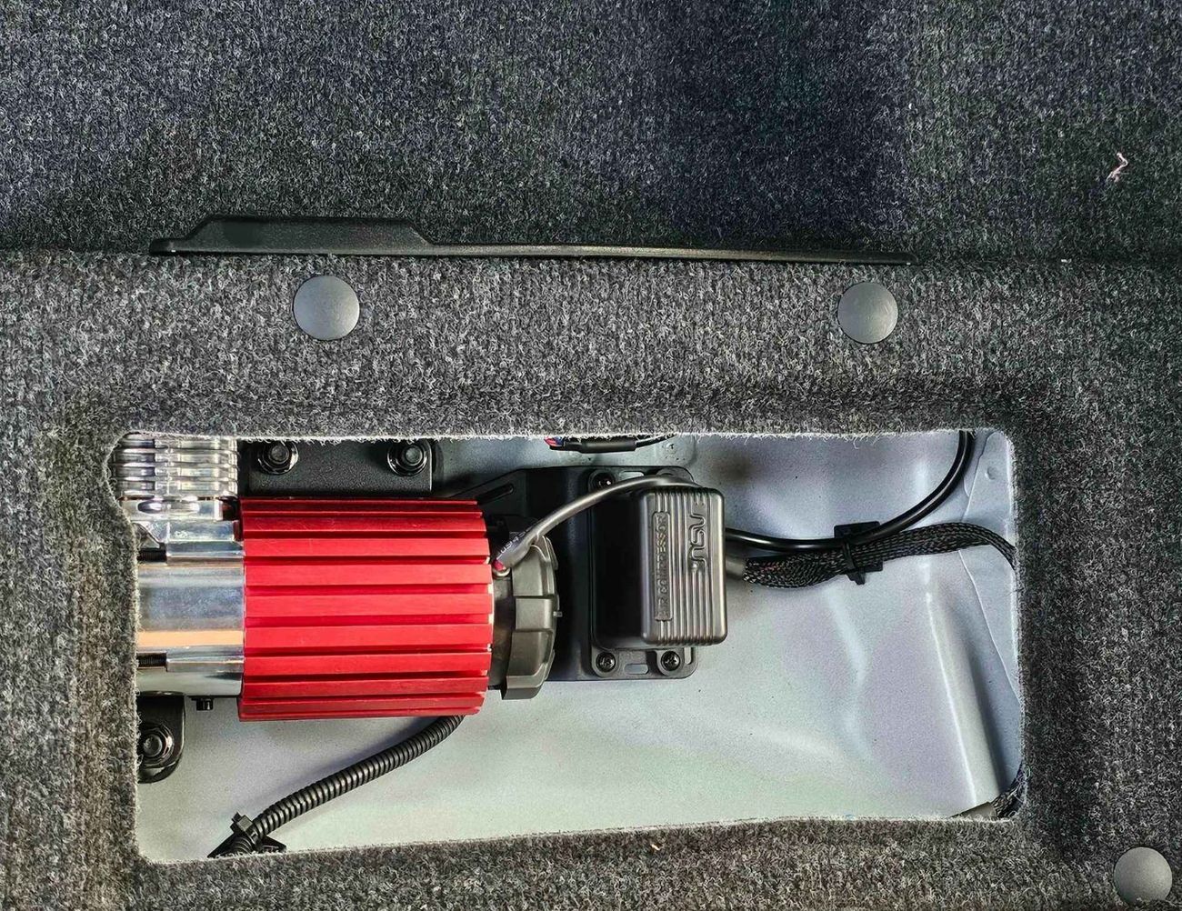 تويوتا هيلوكس SR5 ADVENTURE / 4.0L V6 PETROL / 360 CAMERA / BULLBAR / AUTO A.C (CODE # ADV)