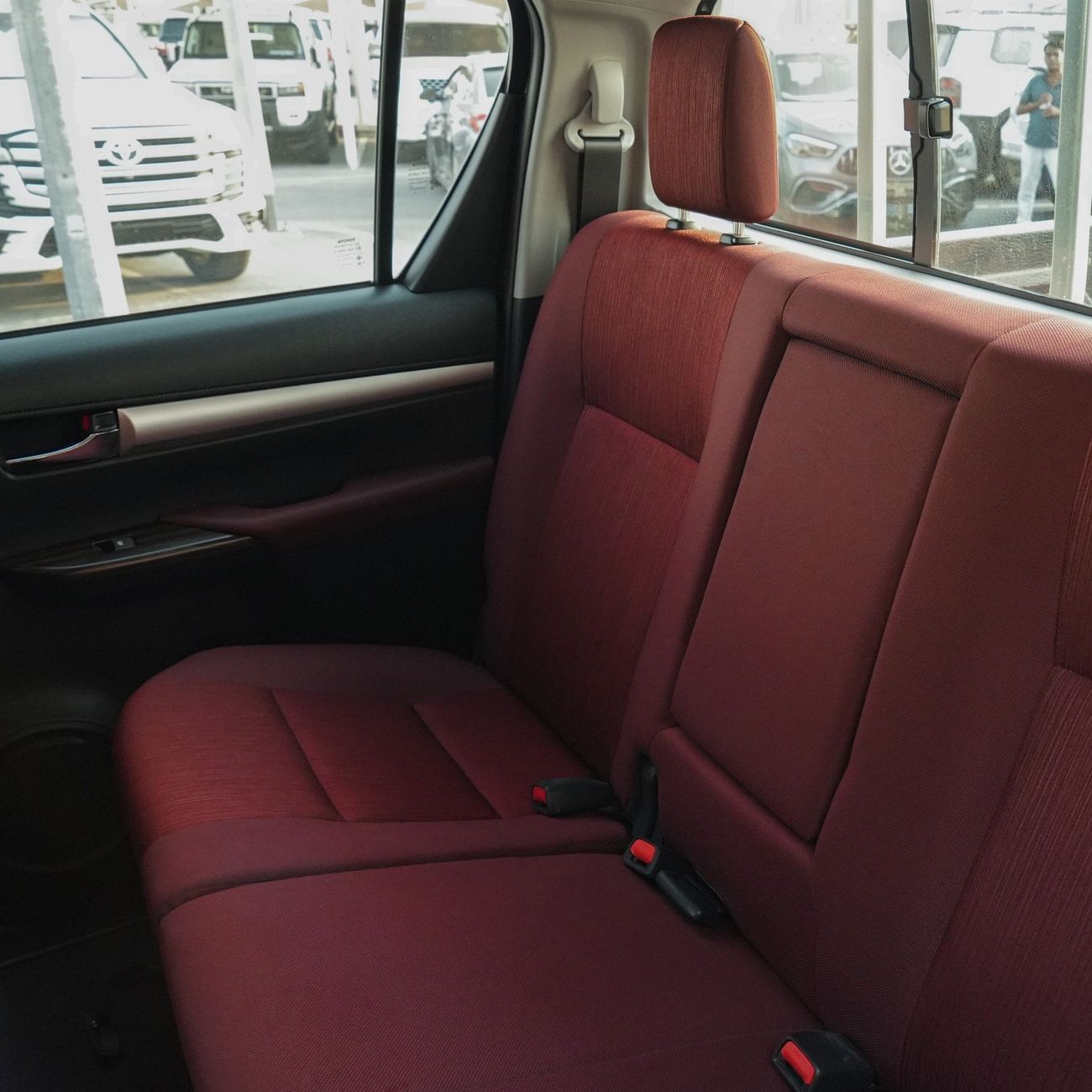 تويوتا هيلوكس 6 سلندر