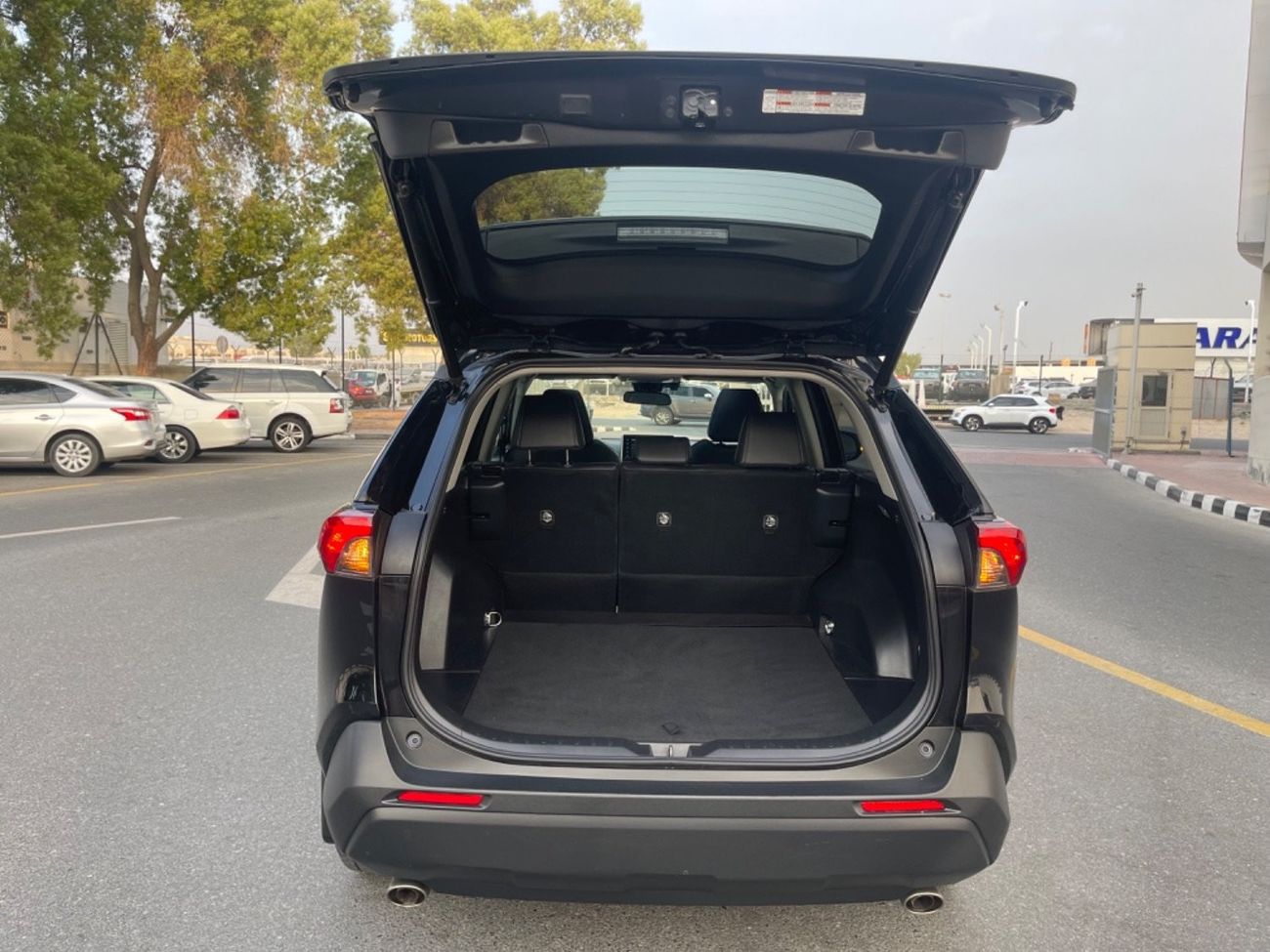 Toyota RAV4 2019 RAV4 xle AWD premium