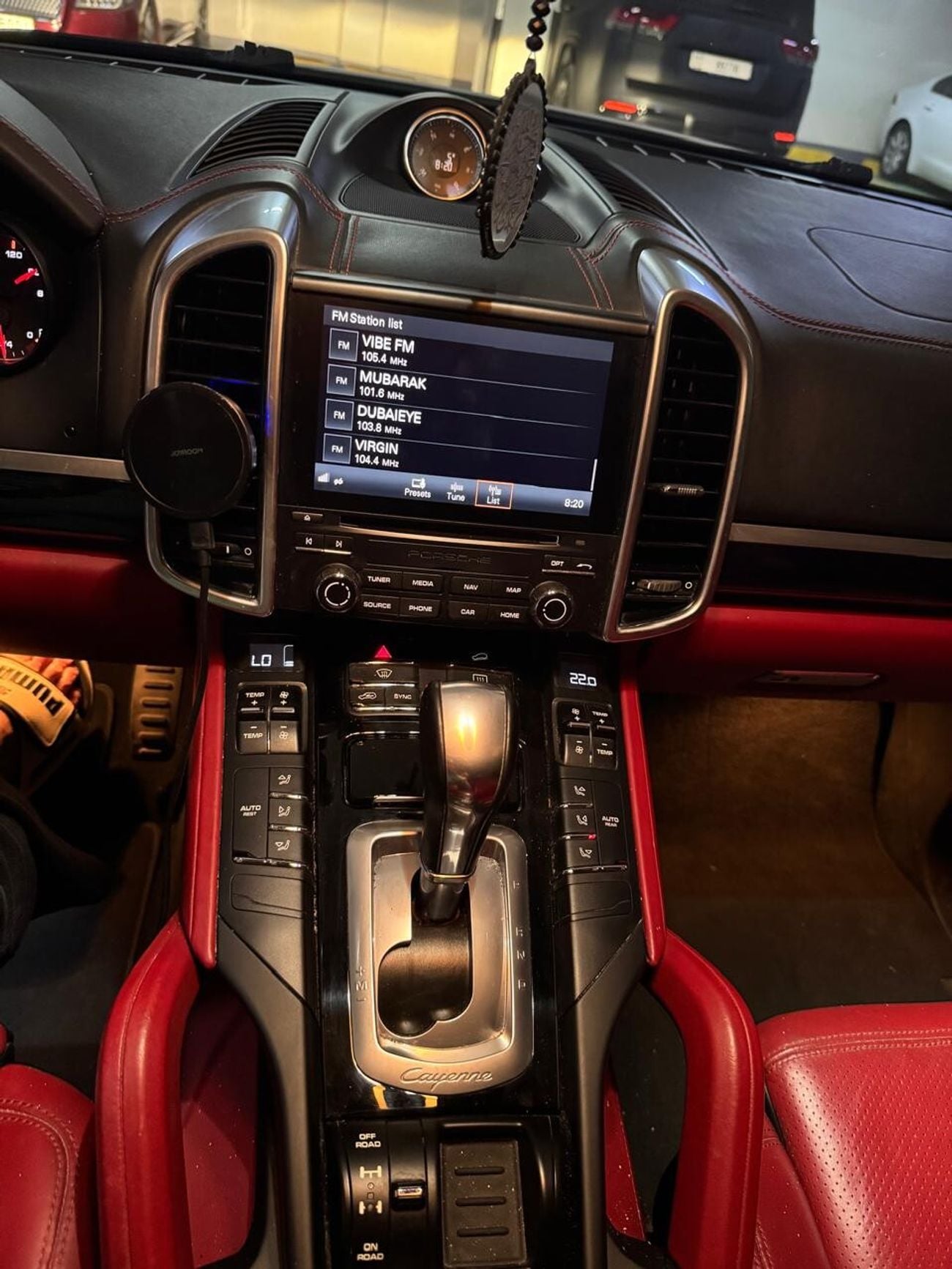 Porsche Cayenne Platinum Edition