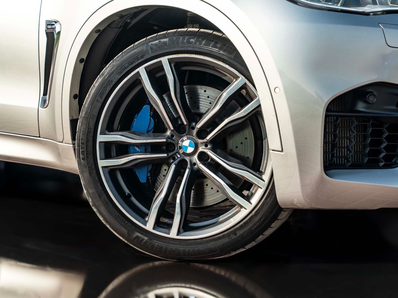 بي أم دبليو X6 M Std 4.4L