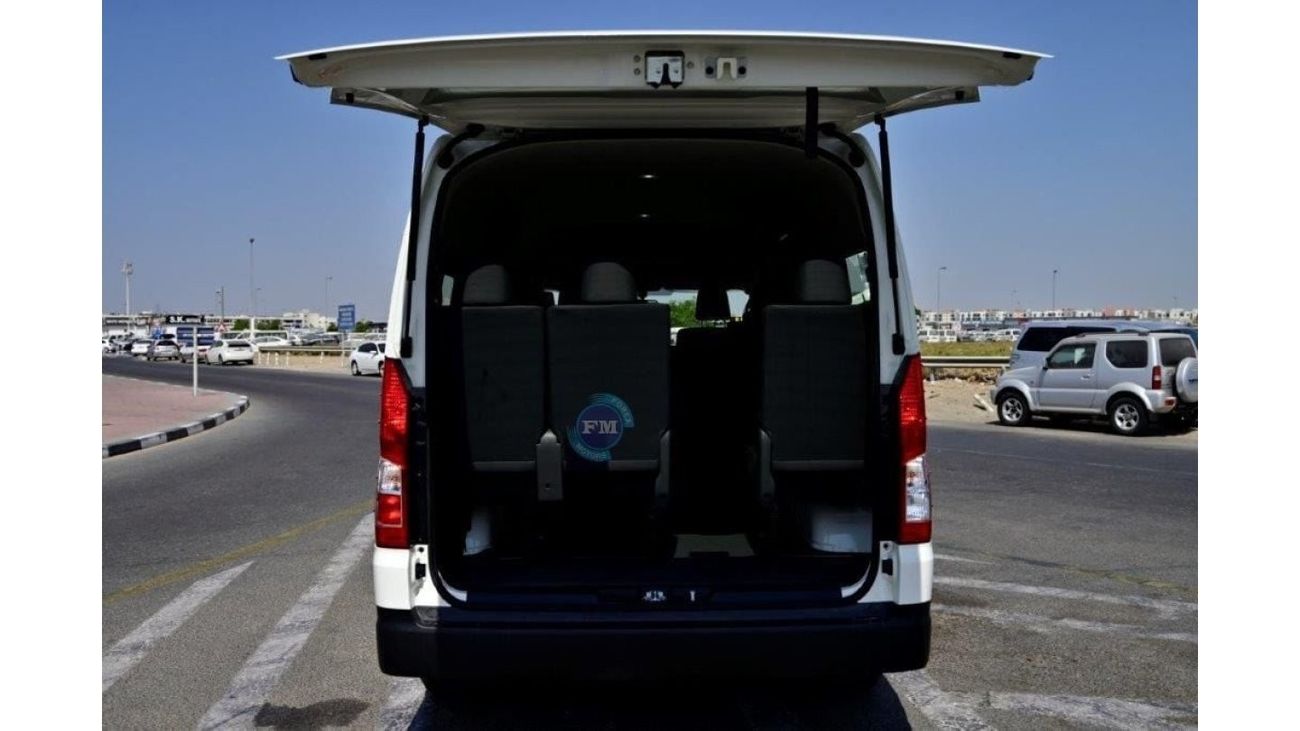 Toyota Hiace High Roof 3.5L Petrol 13 - Seater Manual