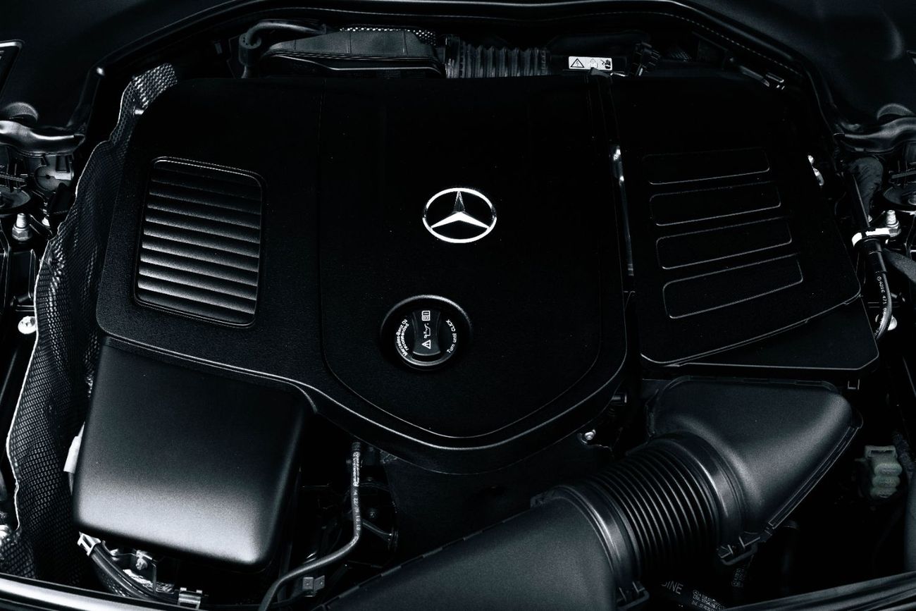 Mercedes-Benz C 200 | 3,427 P.M  | 0% Downpayment | Full Option!