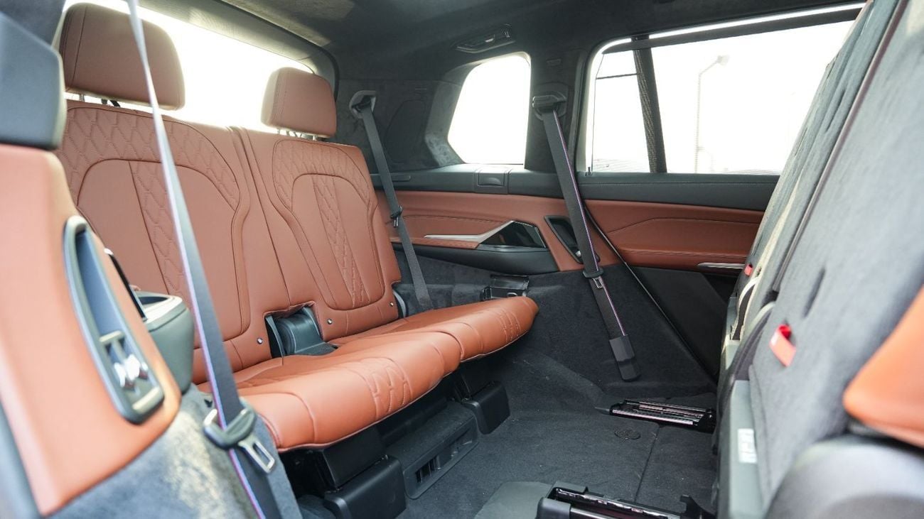 بي أم دبليو X7 M40i V6 M-Sport PRO 2026 MY EXPORT PRICE