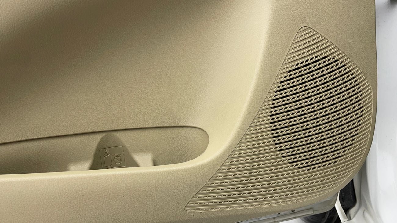 تويوتا يارس SE 1.3 | بدون دفعة مقدمة | اختبار قيادة مجاني للمنزل