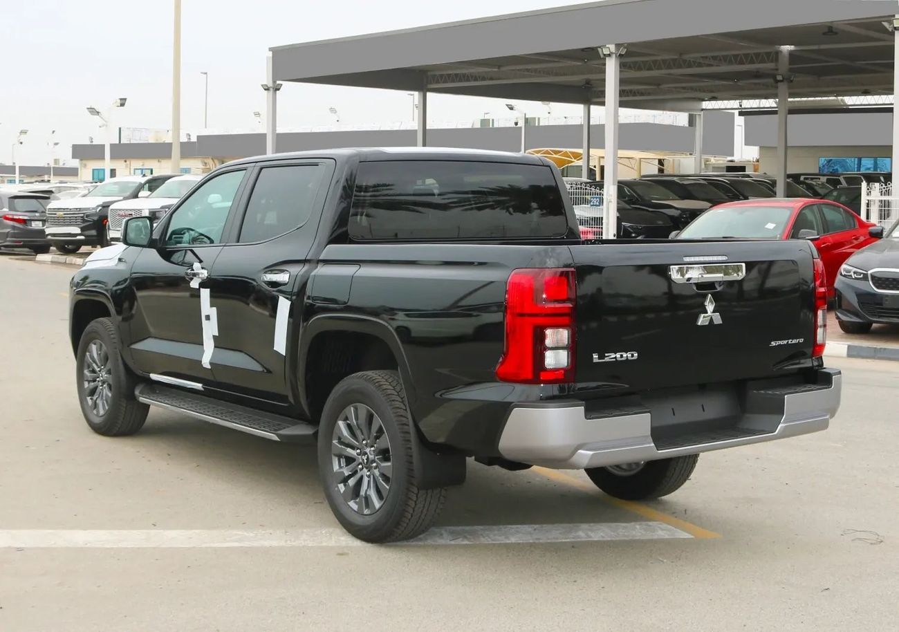 Mitsubishi L200 2024 Mitsubishi L200 / Triton Sportero 4WD 2.4L Diesel AT