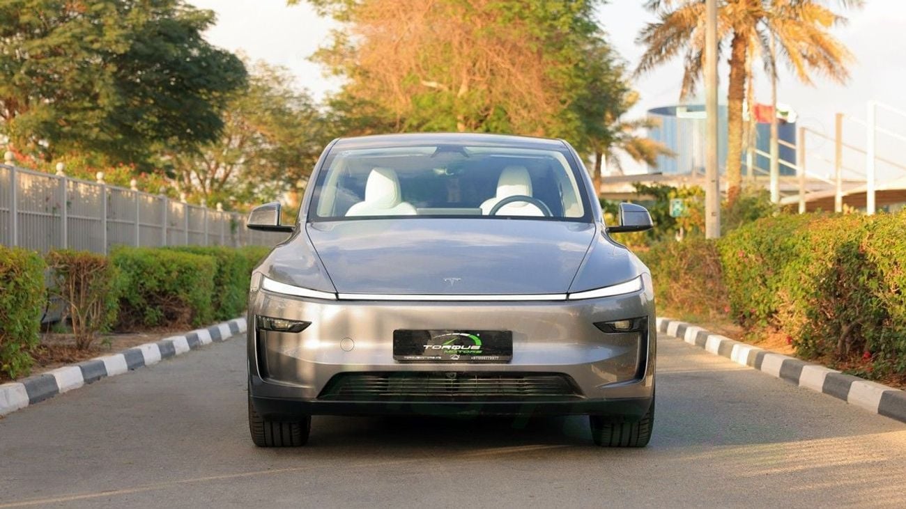 Tesla Model Y Long Range (AWD) ( Only For Export ) 2025/2025 Tesla Model Y+ Long Range AWD BRAND NEW