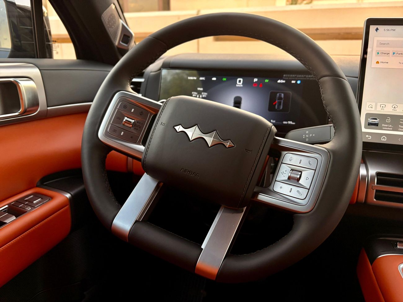 بي واي دي ليوبارد تيتانيوم 7