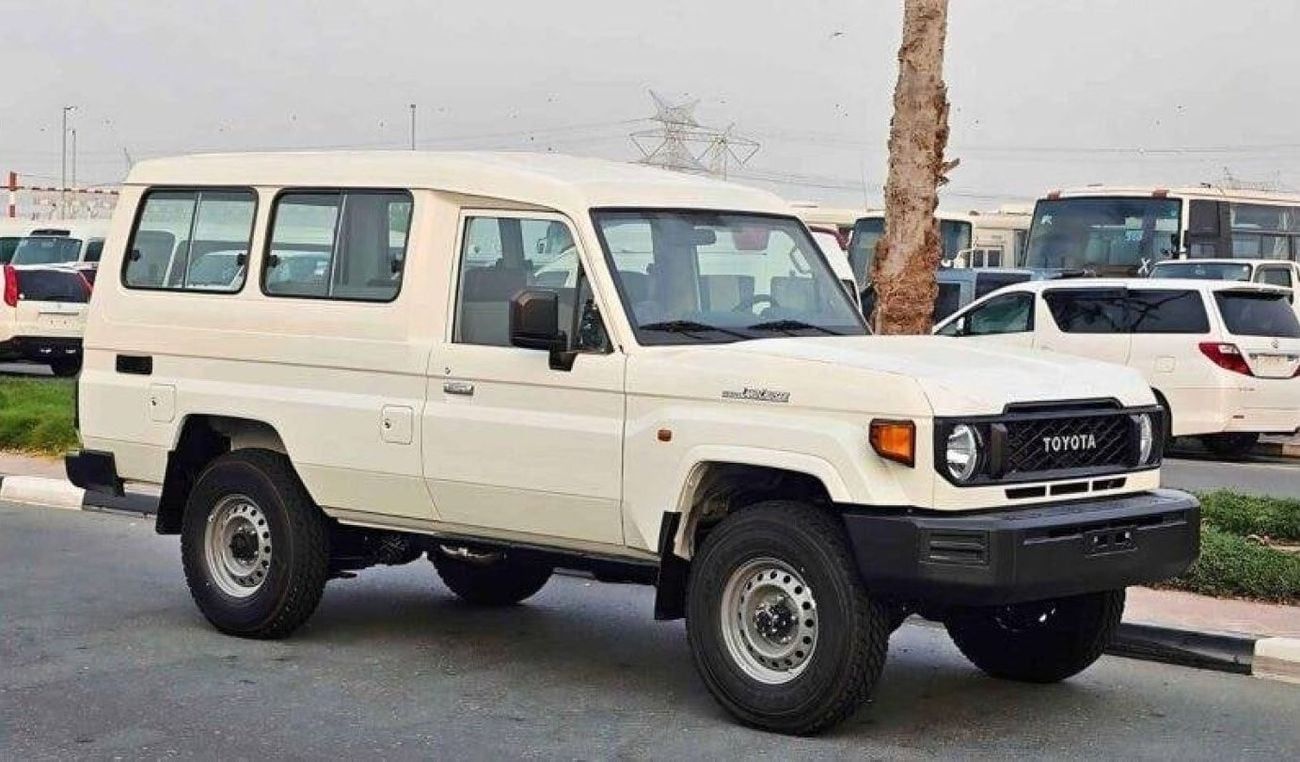 تويوتا لاند كروزر 70 Land cruiser  lc78 hardtop 3doors 4.2L DIESEL V6 MY2024 FOR EXPORT ONLY