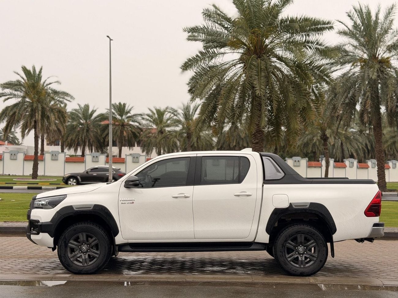 Toyota Hilux ADVENTURE SR5 export from Australia