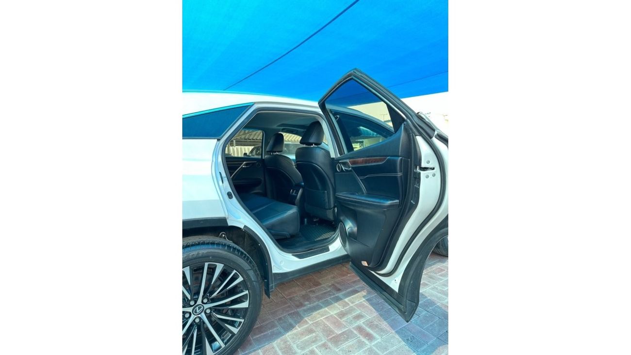 Lexus RX350 Premier car RX 350 2020 car in perfect condition 4wd with mileage 67.000 km made in Canada