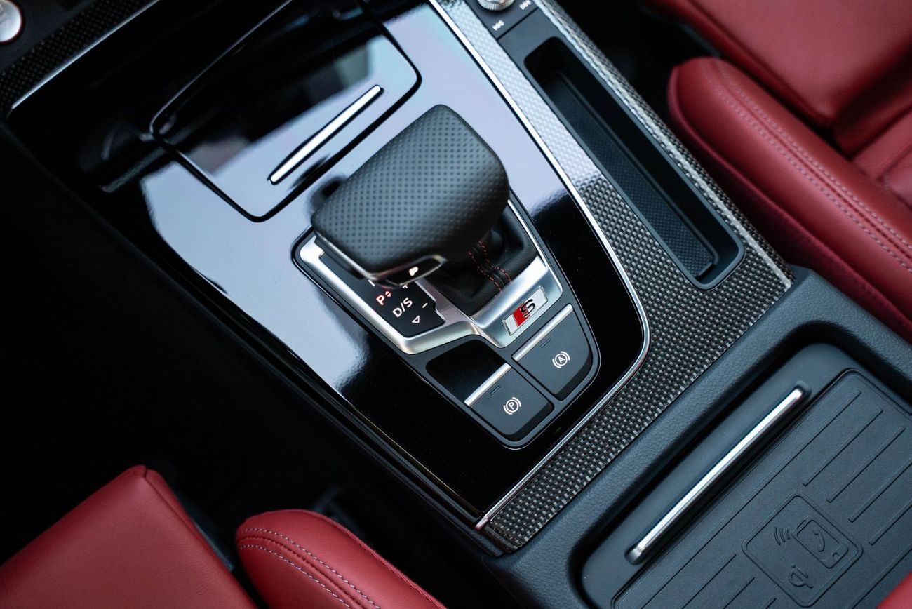 أودي SQ5 TFSI quattro 3.0L (349 HP)