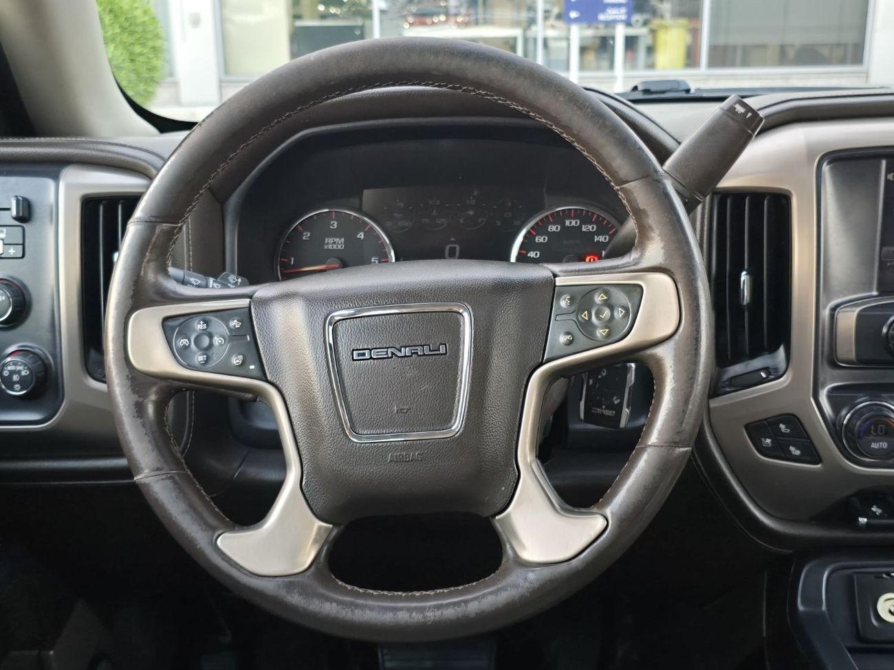 جي أم سي سييرا 1500 Denali 6.2L (425 HP) GMC SIERRA DENALI 2016 GCC 6.2L FULL OPITION // PERFECT CONDITION