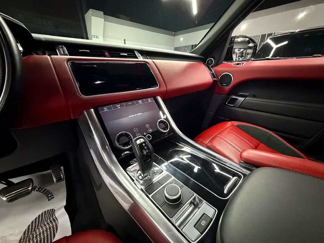 Land Rover Range Rover Sport HSE DYNAMIC