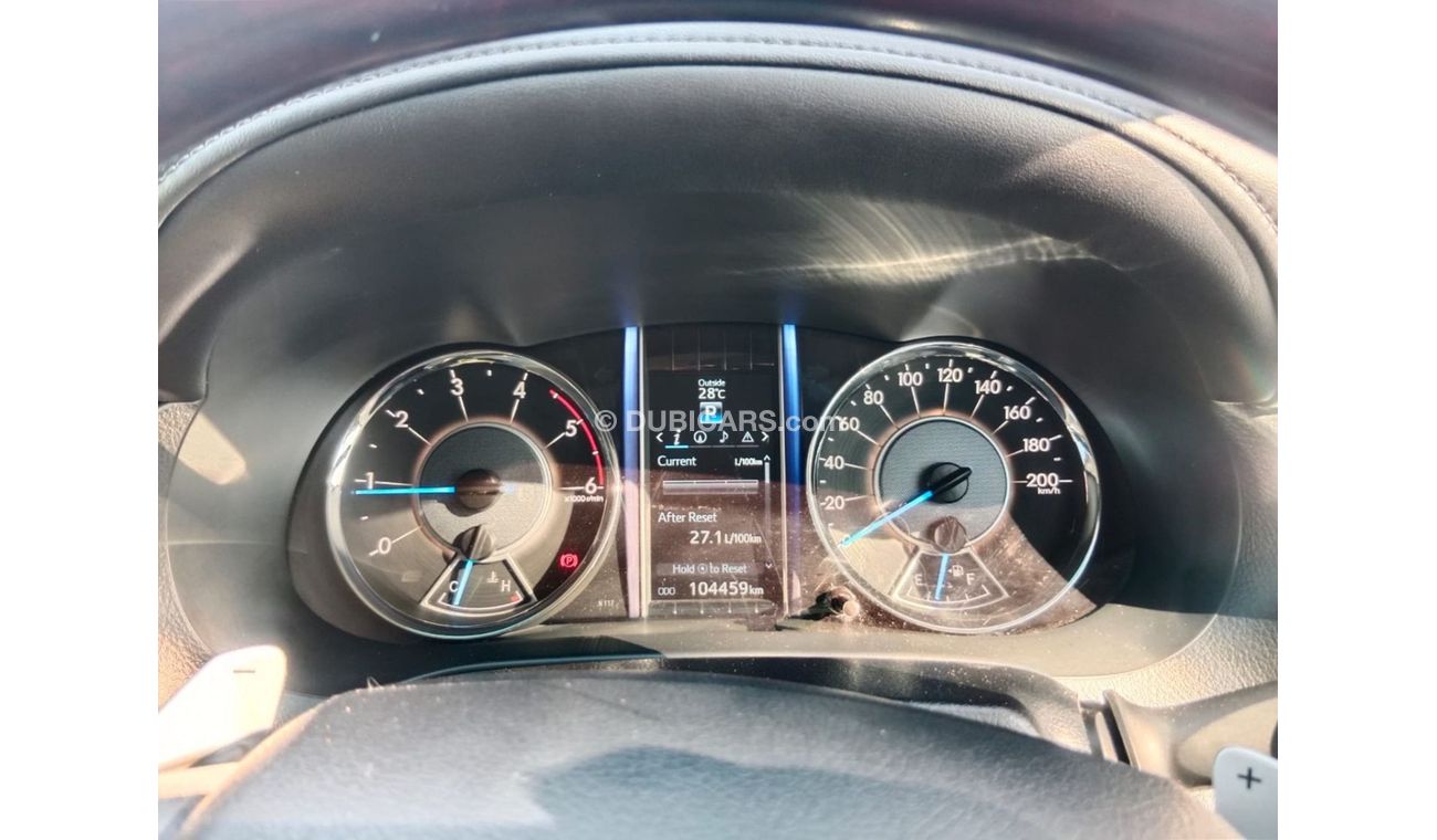 Toyota Fortuner TOYOTA FORTUNER RIGHT HAND DRIVE(PM05127)