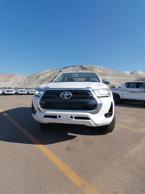 Toyota Hilux Toyota Hilux SR5 2.4L 4*4 Diesel 2025