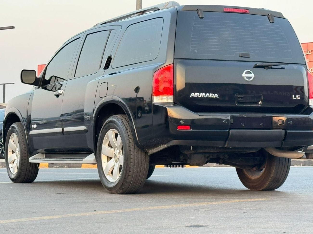 Nissan Armada full option LE