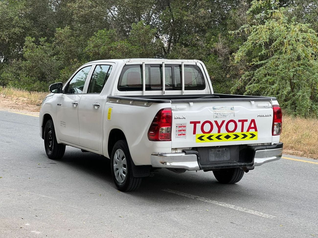 تويوتا هيلوكس GL 2.7L Double Cab Utility